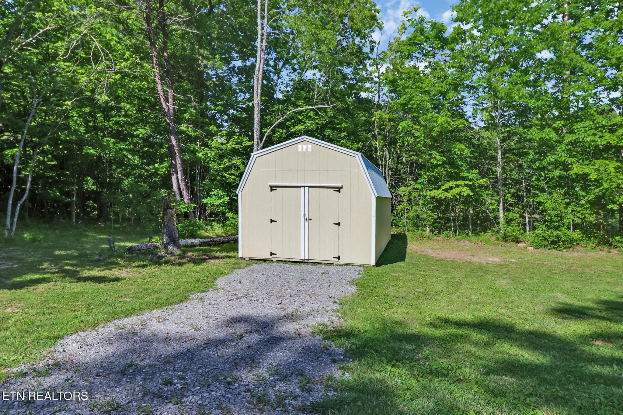 120 Jr Copeland Road Jamestown, TN 38556 - Photo 4 of 33 Gallery Image 4