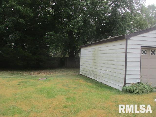 138 Brookview Road East Peoria, IL 61611 - Photo 6 of 21 Gallery Image 6