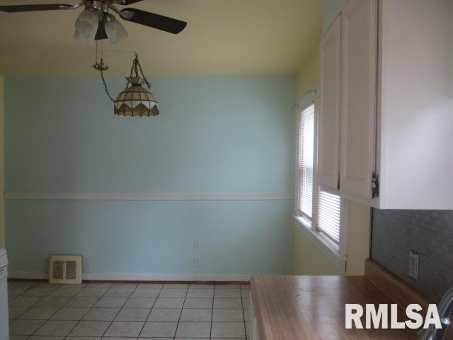 138 Brookview Road East Peoria, IL 61611 - Photo 8 of 21 Gallery Image 8