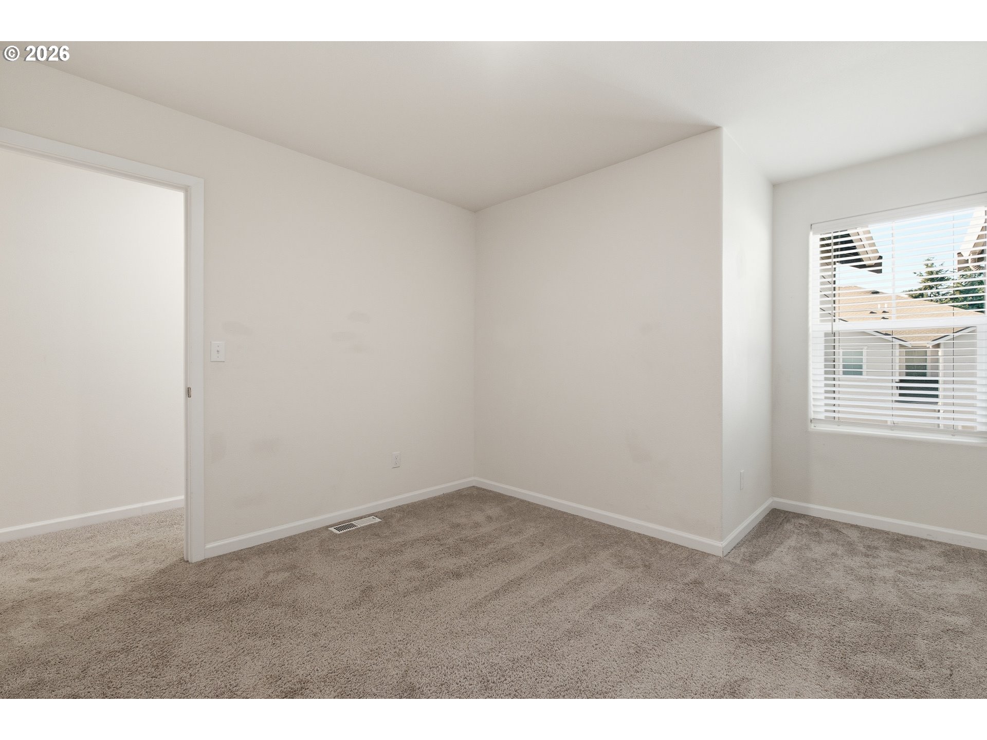 17 Northeast 134th Place Portland, OR 97230 - Photo 25 of 31