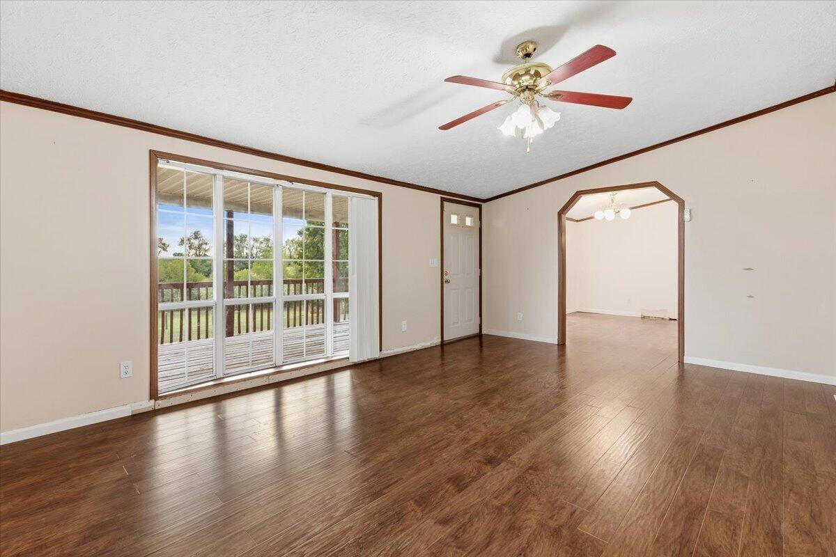 5308 Thornspring Road Pulaski, VA 24301 - Photo 23 of 85 (23) 5308_Thornspring_Rd_Pulask_VA