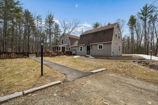 $525,000 | 350 S Road, Salisbury, NH 03268