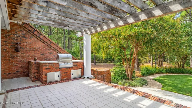 $1,880,000 | 50 Cherry Hill Drive, Pinehurst, NC 28374