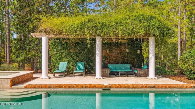 $1,880,000 | 50 Cherry Hill Drive, Pinehurst, NC 28374