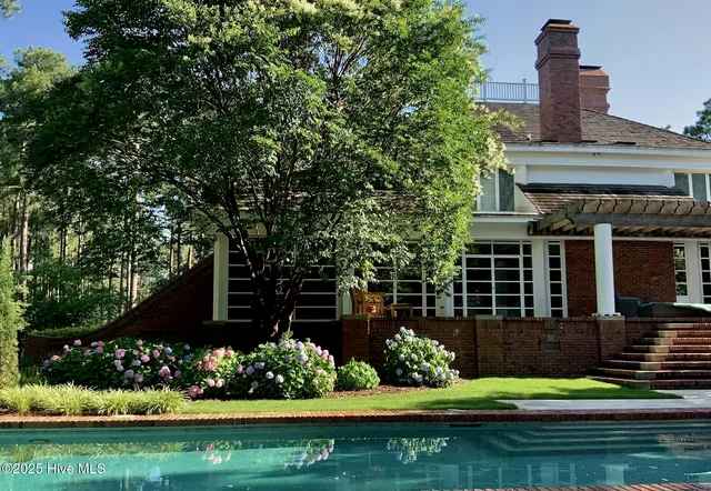 $1,880,000 | 50 Cherry Hill Drive, Pinehurst, NC 28374