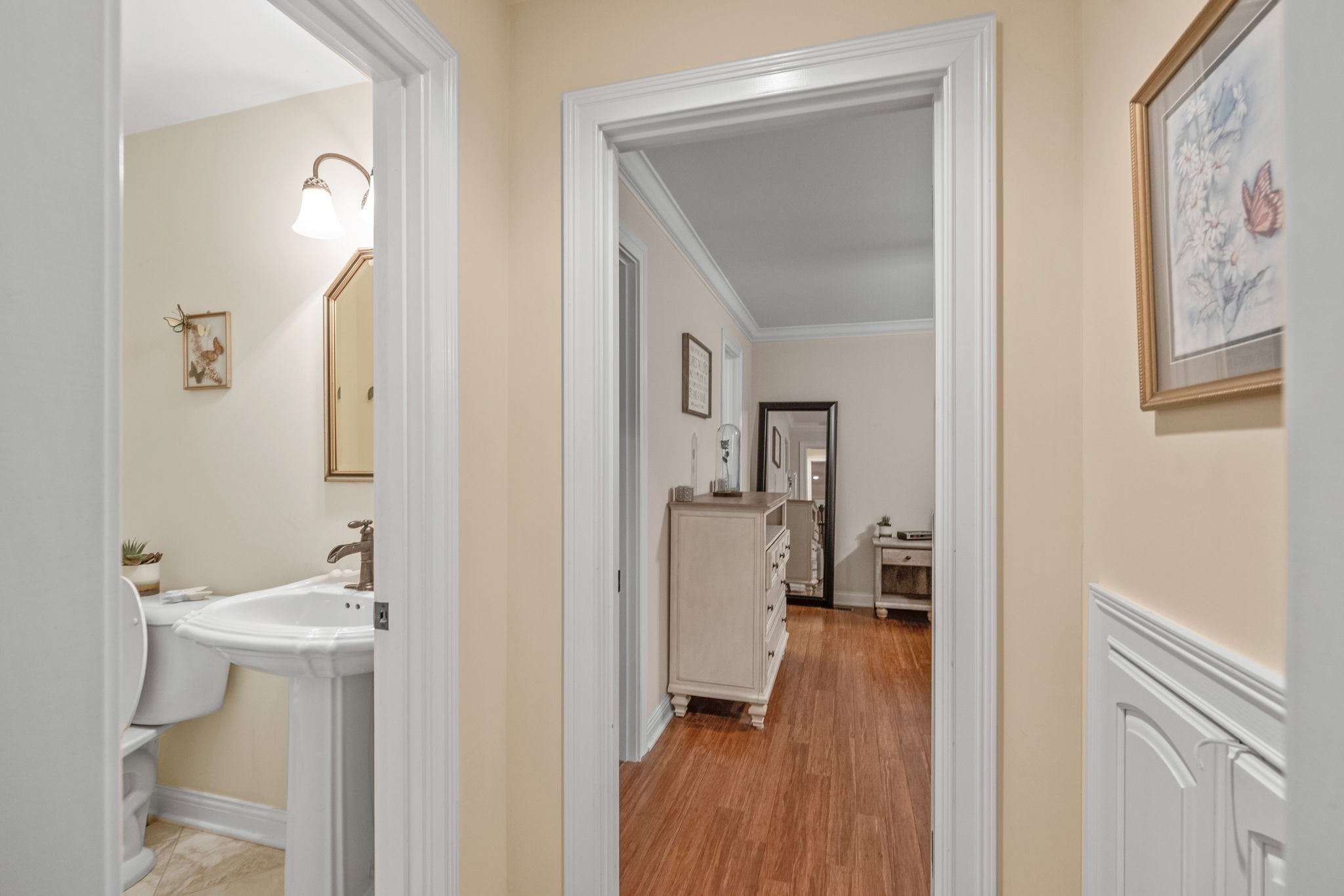 612 Fairway Trail Springfield, TN 37172 - Photo 19 of 50 a en suite bathroom with a sink and a mirror