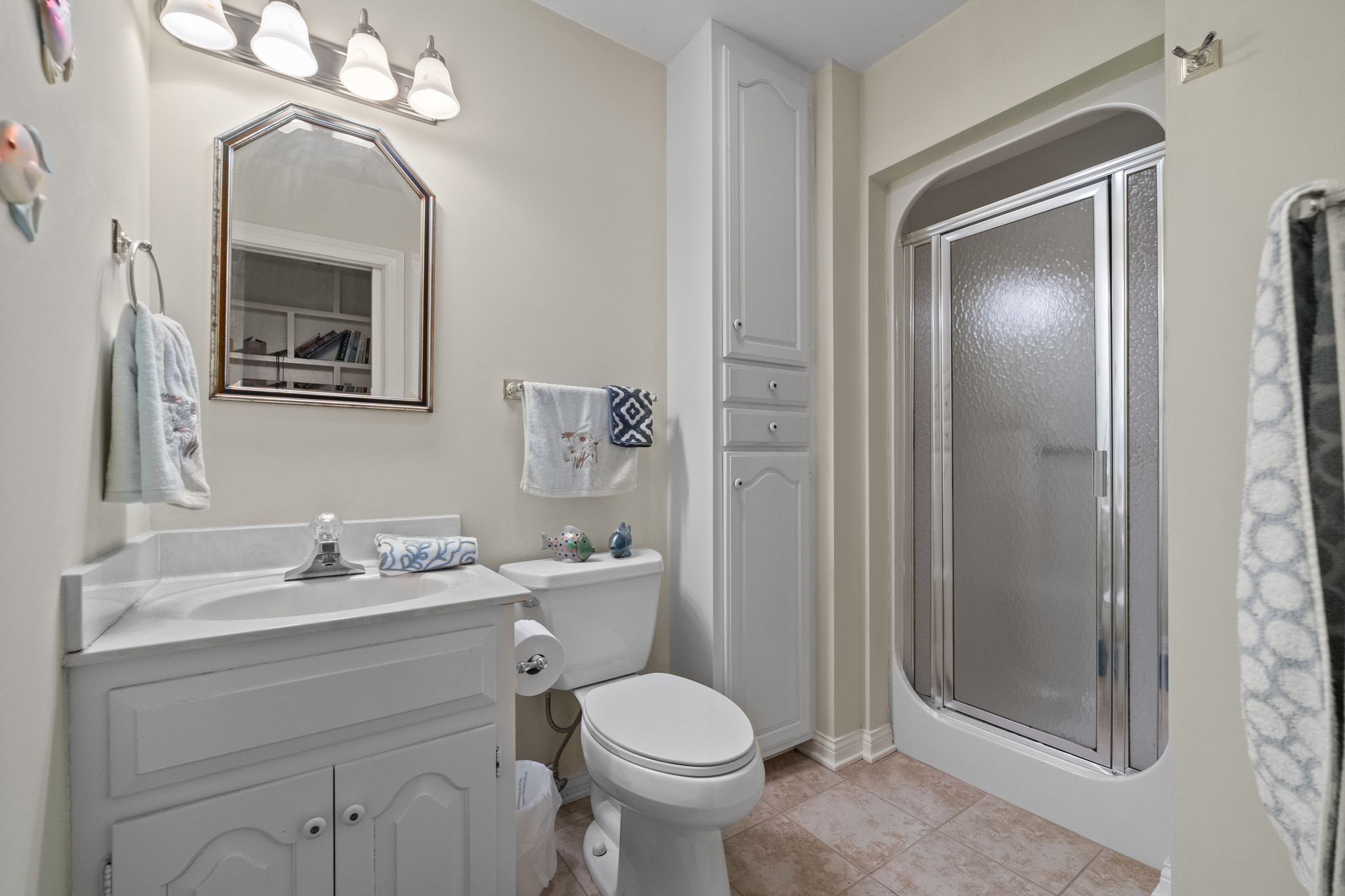 612 Fairway Trail Springfield, TN 37172 - Photo 26 of 50 a bathroom with a toilet a sink and mirror