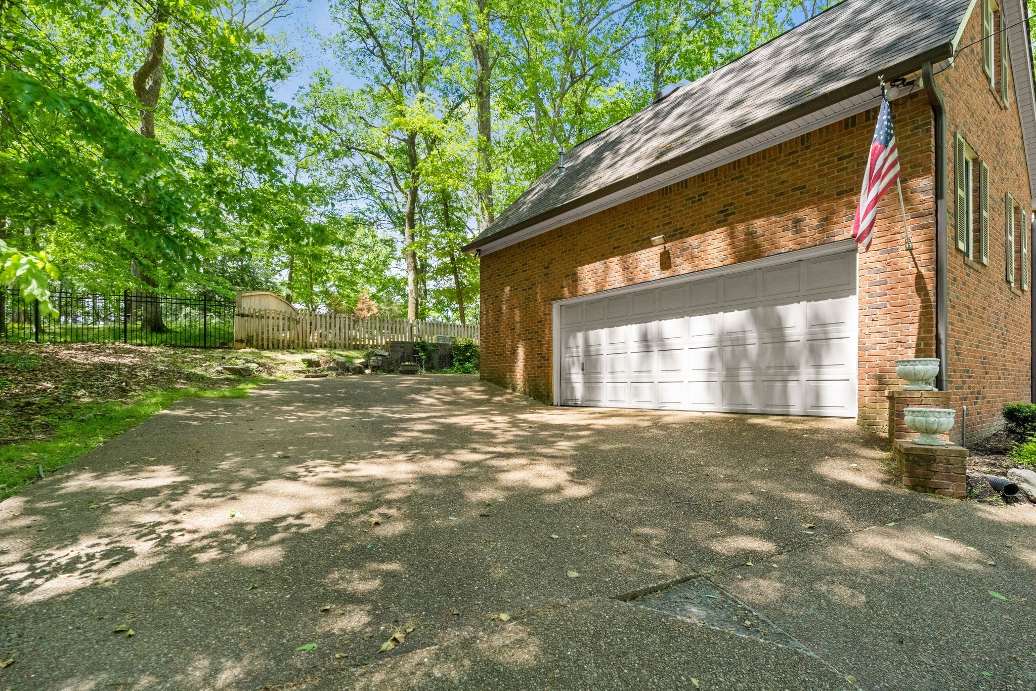 612 Fairway Trail Springfield, TN 37172 - Photo 42 of 50 a view of a house with a yard