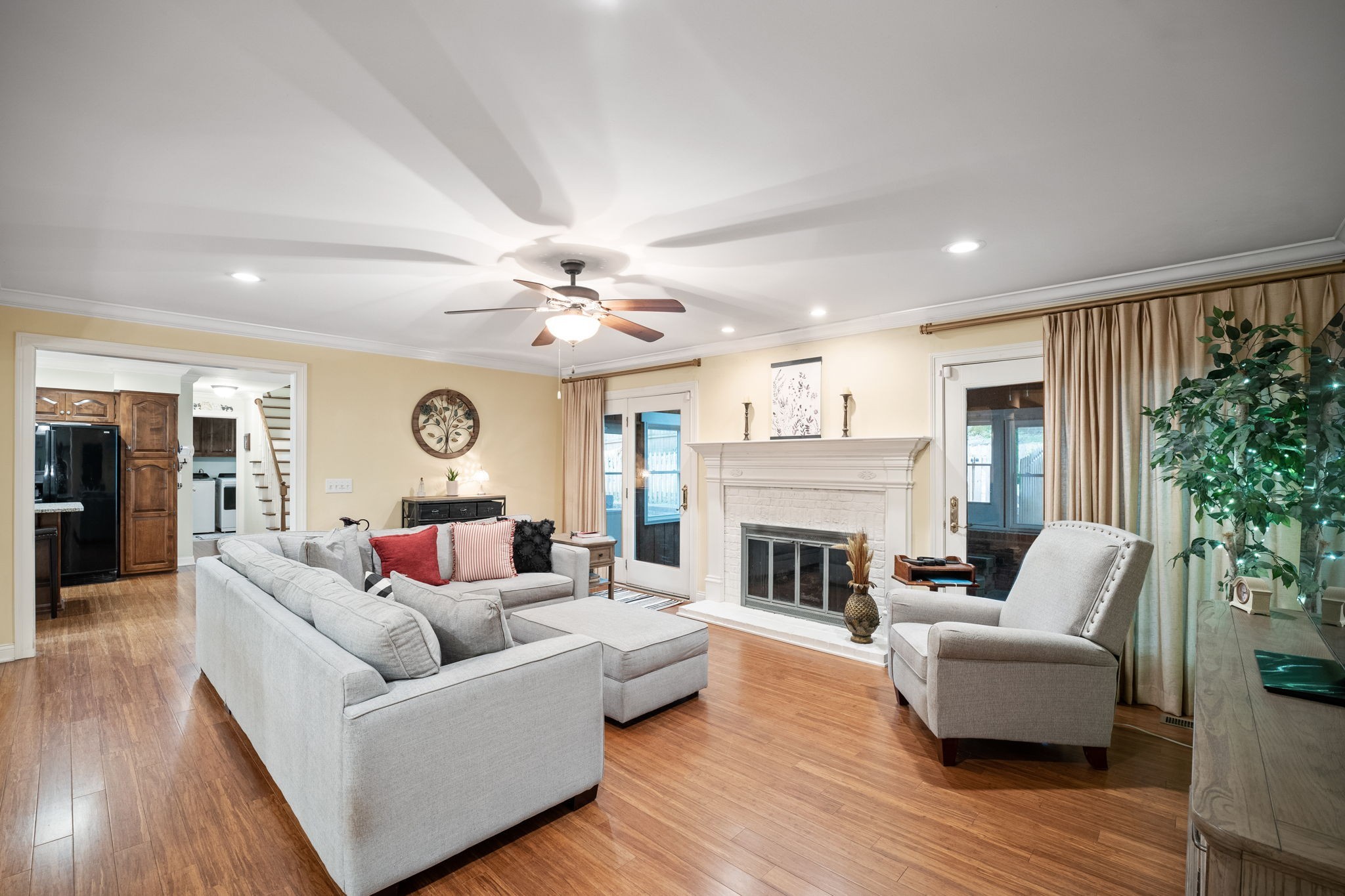 612 Fairway Trail Springfield, TN 37172 - Photo 47 of 50 a living room with furniture and a fireplace