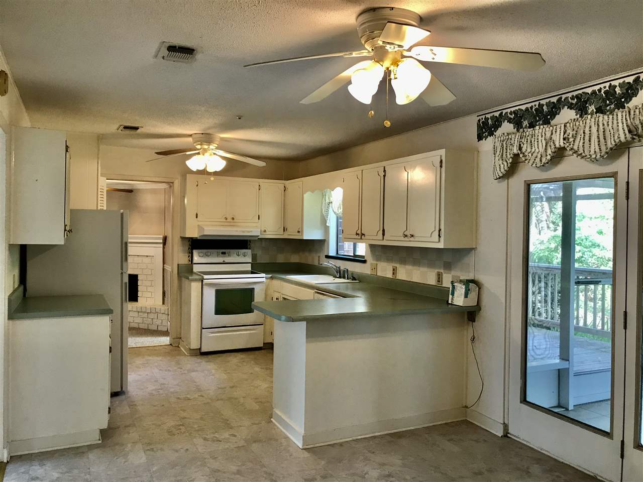 1806 Mayfair Road Tallahassee, FL 32303 - Photo 8 of 15 Gallery Image 8