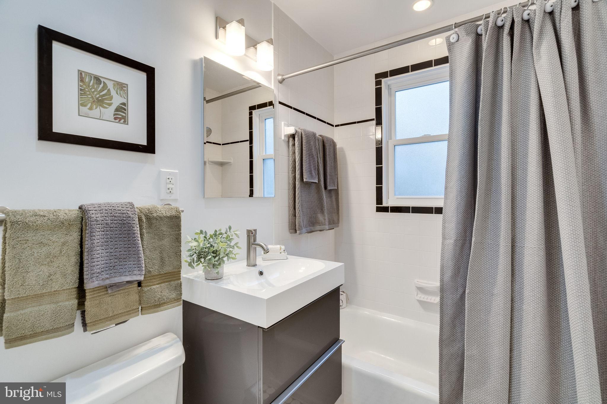 33 East Reed Avenue Alexandria, VA 22305 - Photo 16 of 43 Gallery Image 16