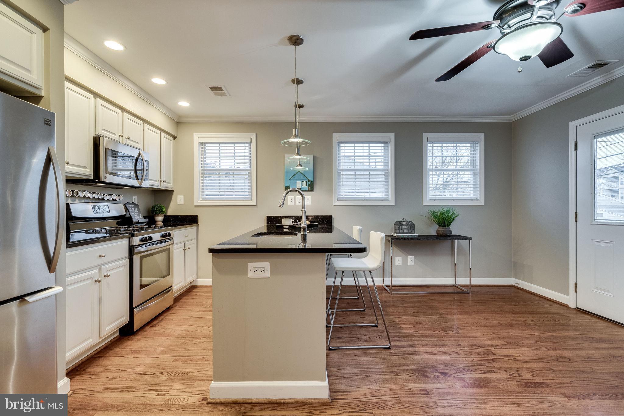 33 East Reed Avenue Alexandria, VA 22305 - Photo 8 of 43 Gallery Image 8