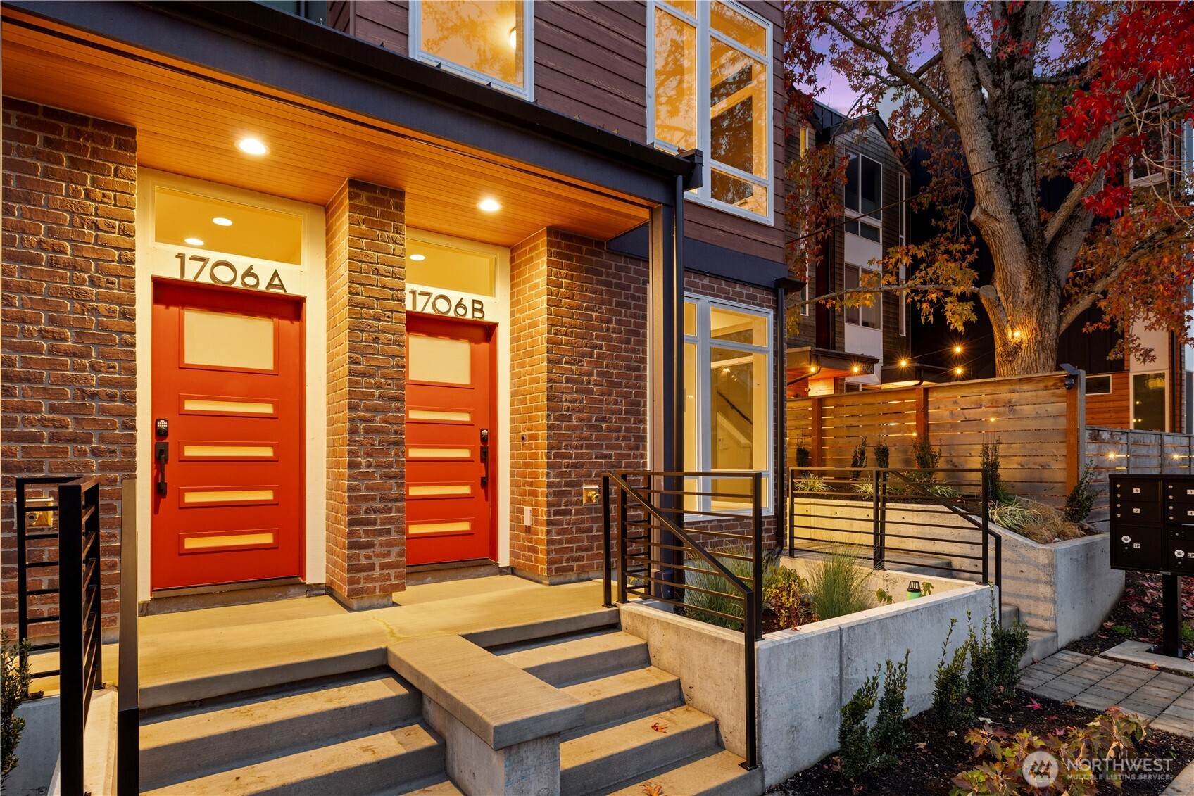 1706 North 47th Street Seattle, WA 98103 - Photo 5 of 34 Gallery Image 5
