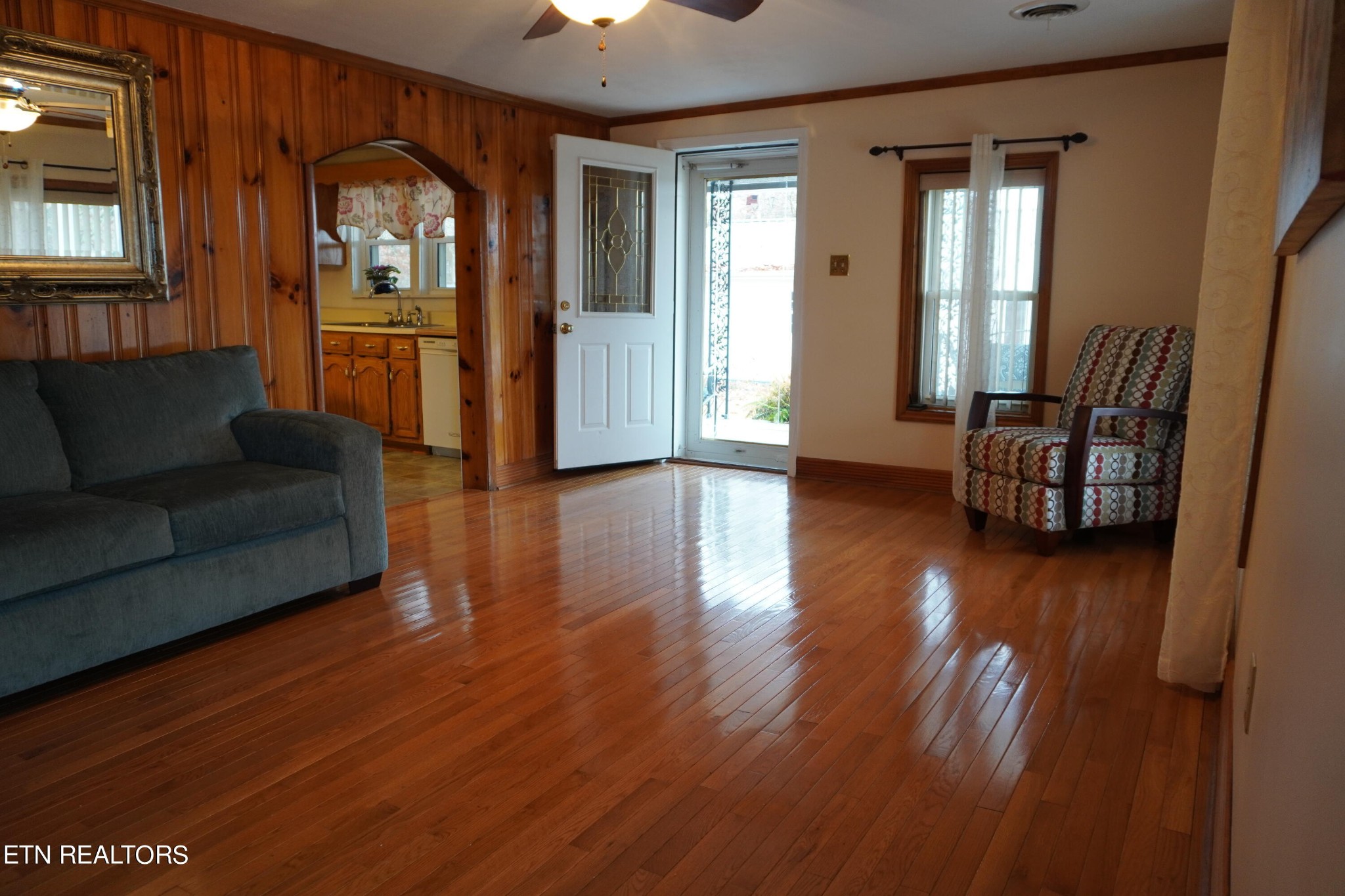 212 Hardin Road Kodak, TN 37764 - Photo 10 of 22 Gallery Image 10