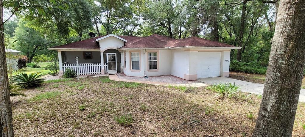 19156 Southwest 101st Street Dunnellon, FL 34432 - Photo 2 of 28