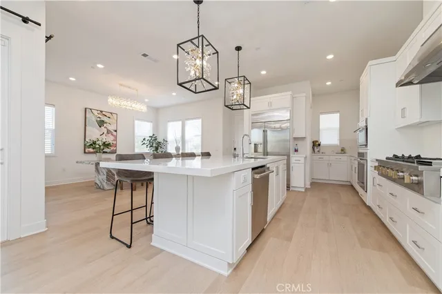 $6,800 | 127 Merit, Irvine, CA 92618