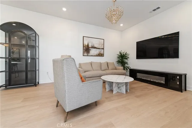 $6,800 | 127 Merit, Irvine, CA 92618