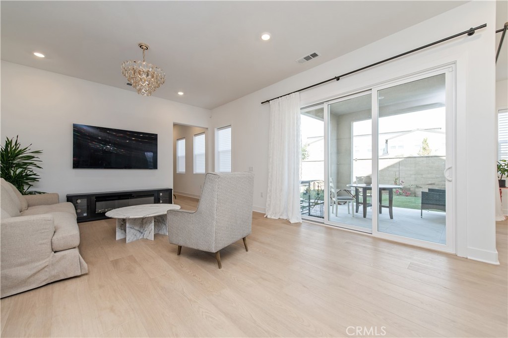 127 Merit Irvine, CA 92618 - Photo 15 of 48