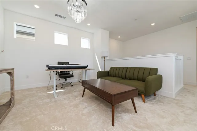 $6,800 | 127 Merit, Irvine, CA 92618