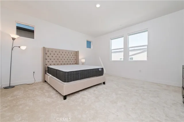 $6,800 | 127 Merit, Irvine, CA 92618