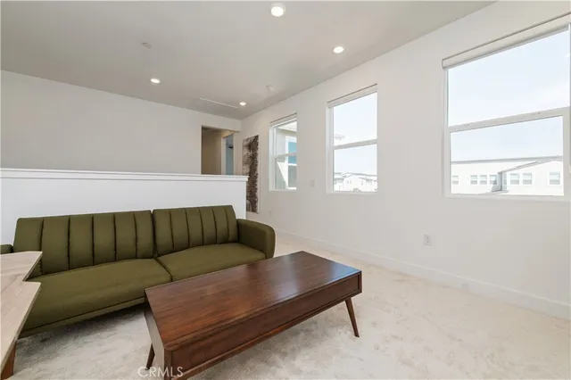 $6,800 | 127 Merit, Irvine, CA 92618