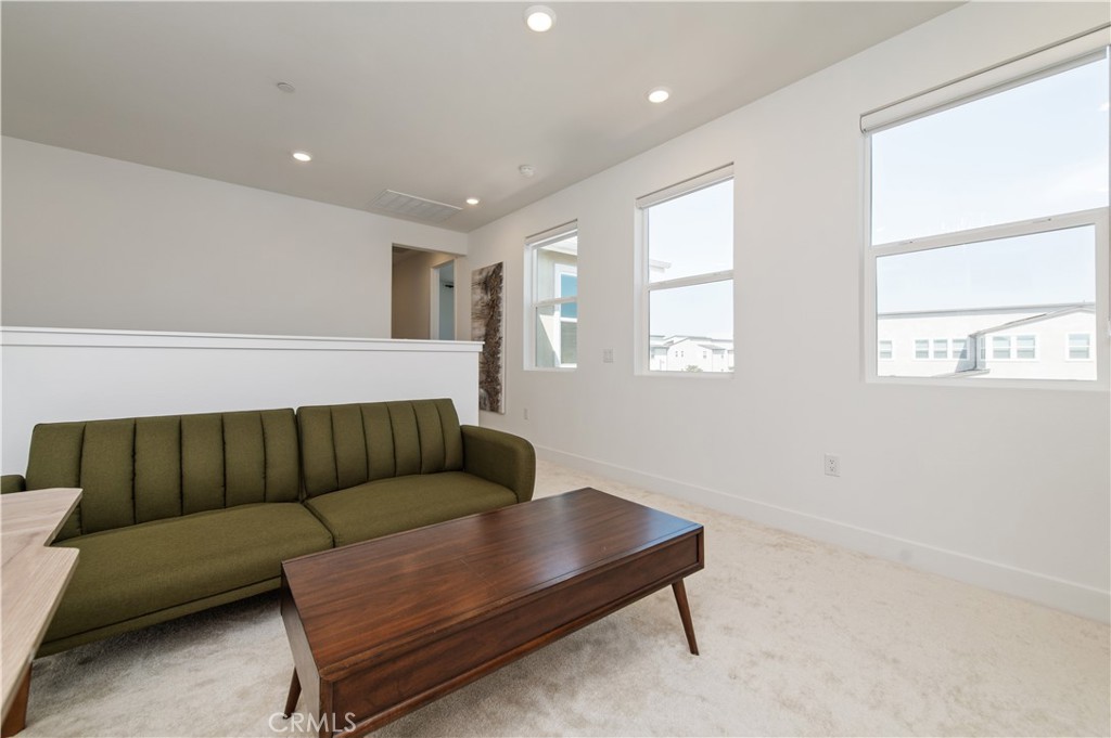 127 Merit Irvine, CA 92618 - Photo 35 of 48