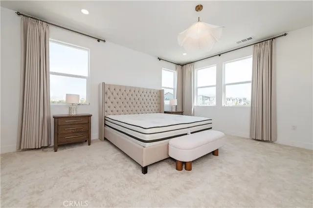 $6,800 | 127 Merit, Irvine, CA 92618