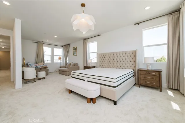 $6,800 | 127 Merit, Irvine, CA 92618