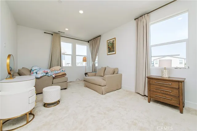 $6,800 | 127 Merit, Irvine, CA 92618