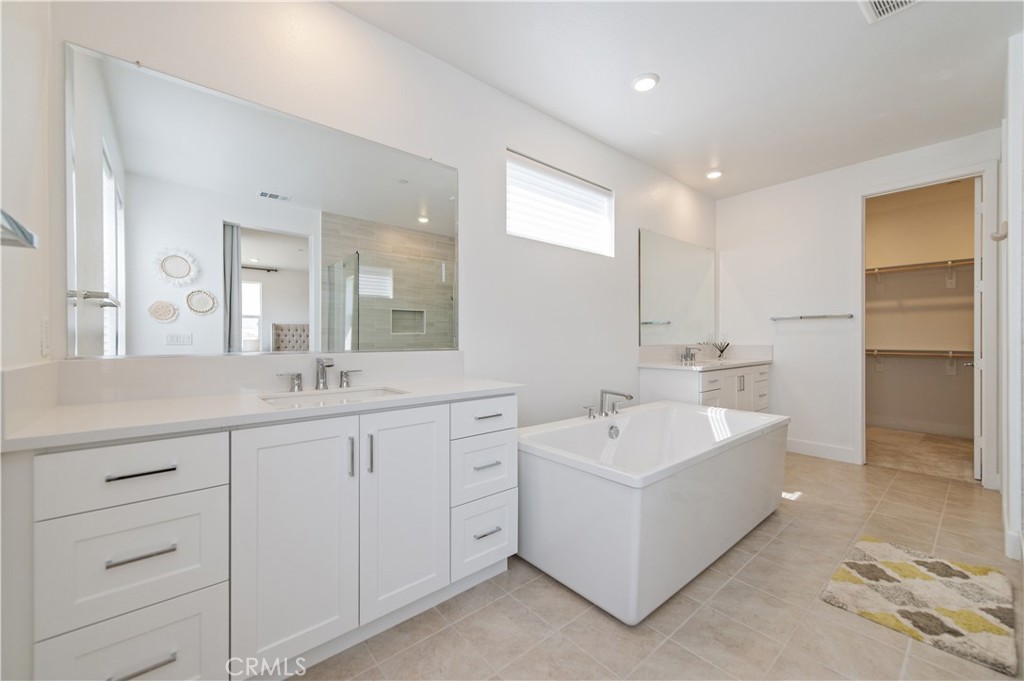 127 Merit Irvine, CA 92618 - Photo 42 of 48