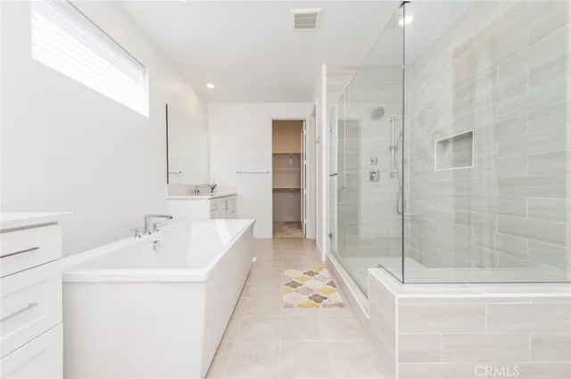 $6,800 | 127 Merit, Irvine, CA 92618