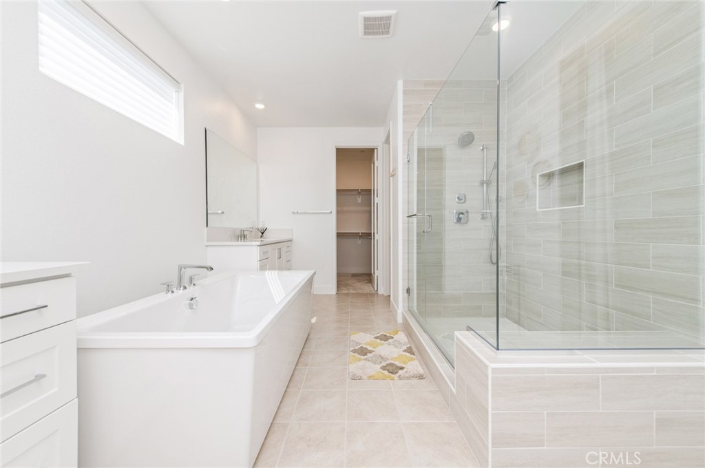 127 Merit Irvine, CA 92618 - Photo 43 of 48