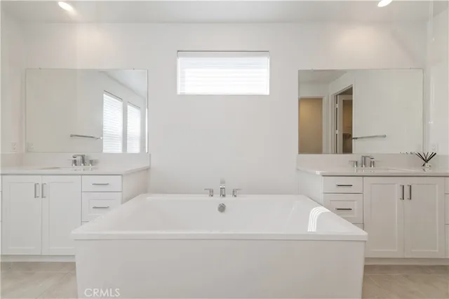 $6,800 | 127 Merit, Irvine, CA 92618