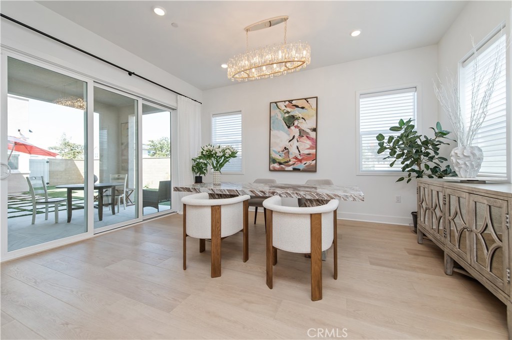 127 Merit Irvine, CA 92618 - Photo 5 of 48