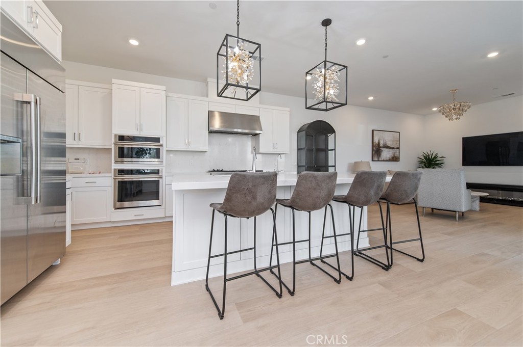 127 Merit Irvine, CA 92618 - Photo 7 of 48