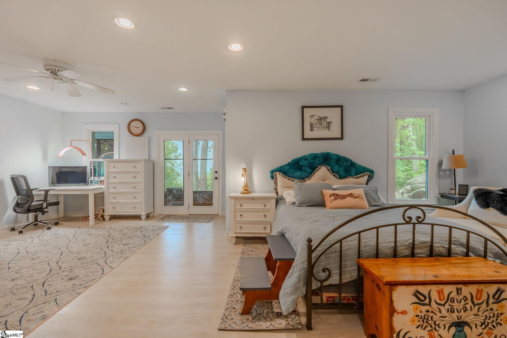 130 Raptor Way Landrum, SC 29356 - Photo 20 of 39