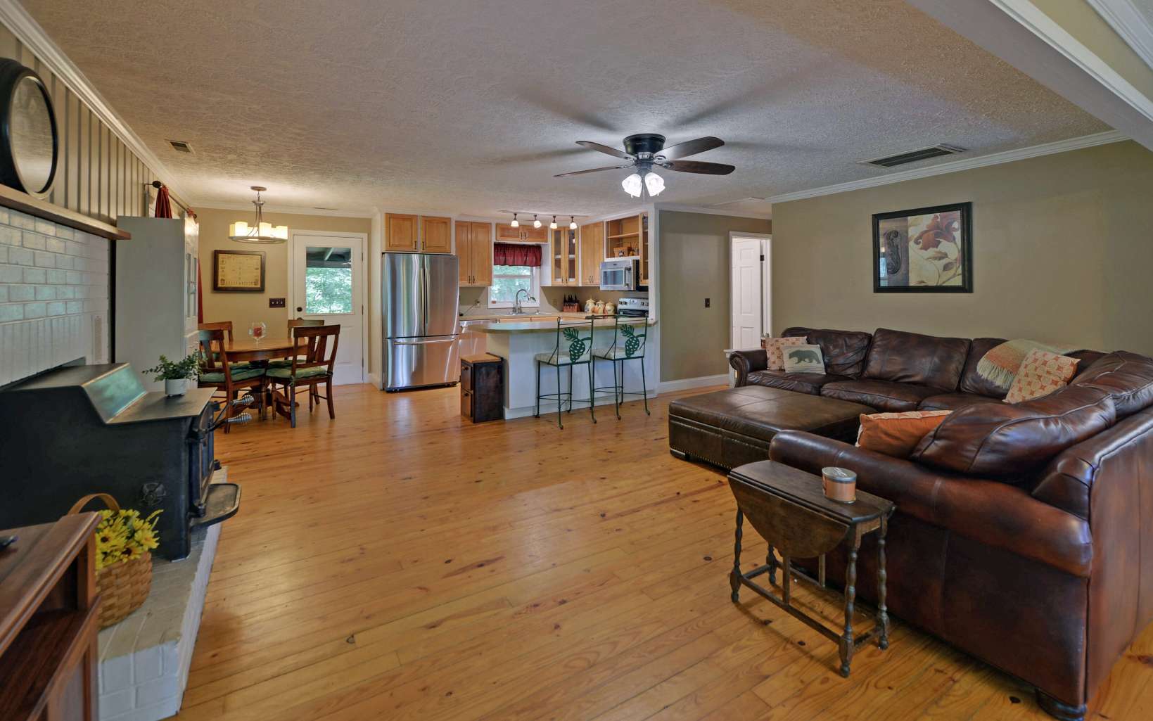 263 Lakeview Drive Blue Ridge, GA 30513 - Photo 11 of 49 Additional View