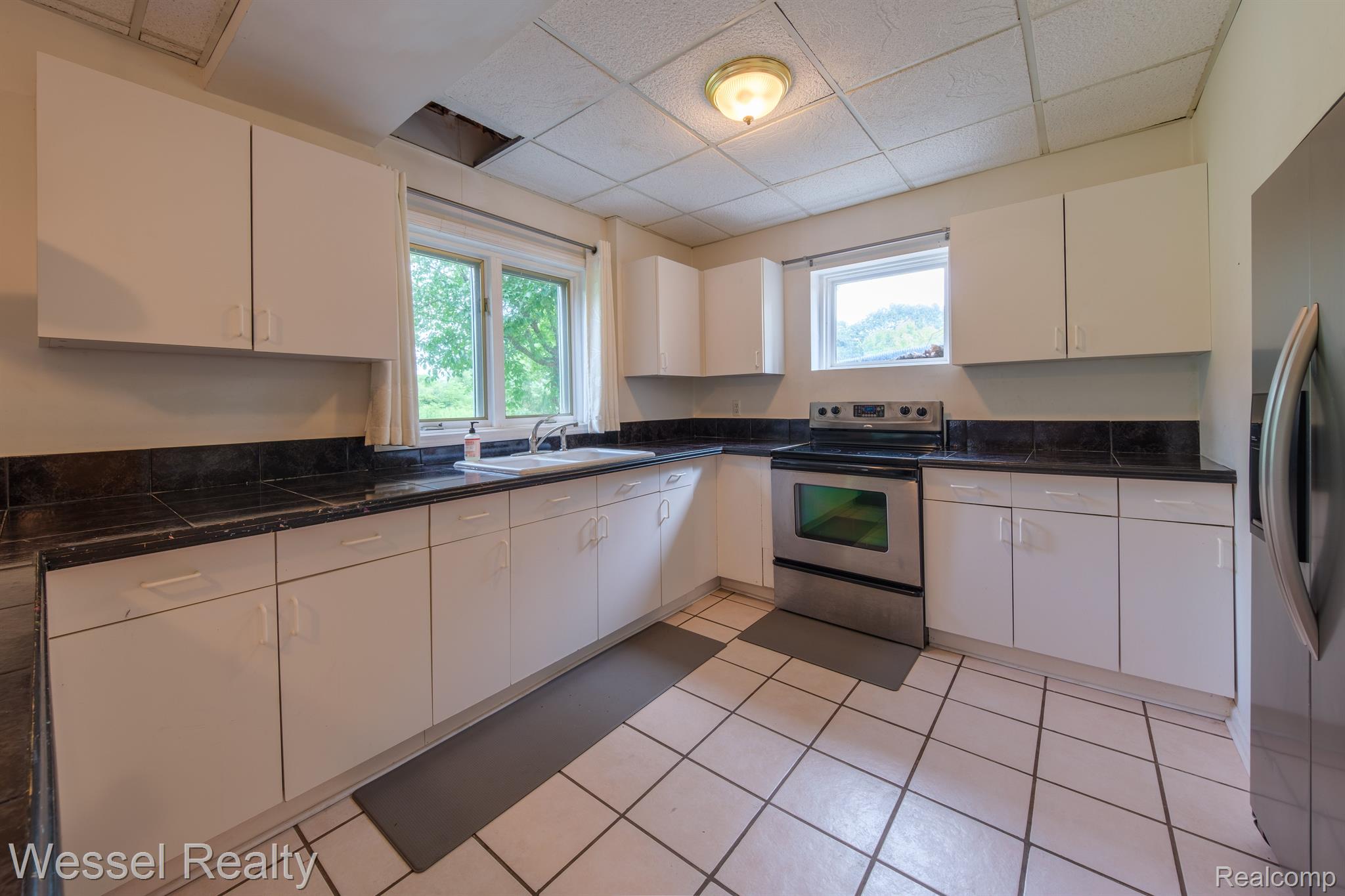 1875 Townsend Road Leonard, MI 48367 - Photo 31 of 38 Gallery Image 31