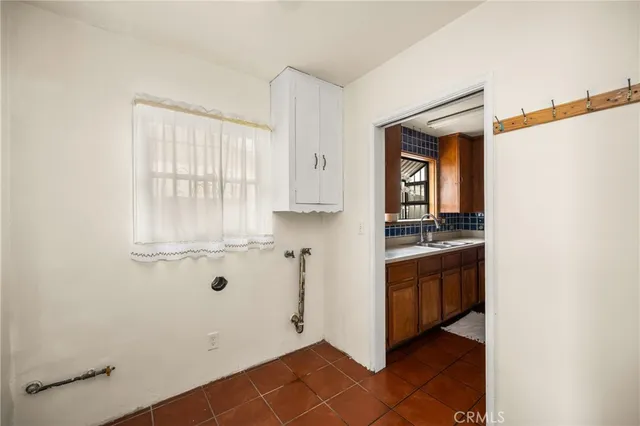 $770,000 | 9085 Remick Avenue, Arleta, CA 91331