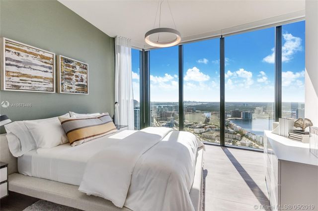 $3,750,000 | 18555 Collins Avenue, Unit 5003, Sunny Isles Beach, FL 33160