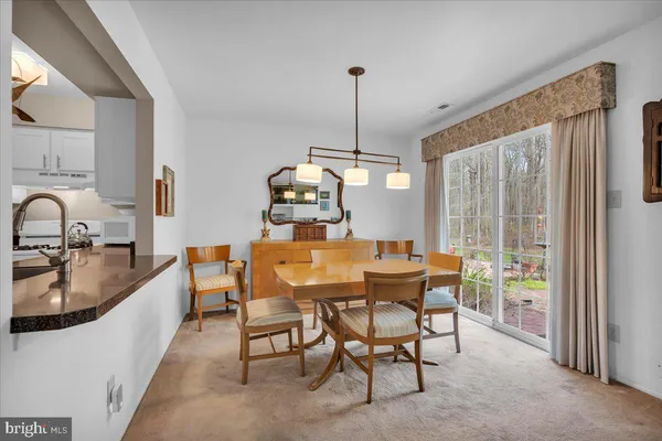 $364,900 | 410 Jamestown Court, Mount Laurel, NJ 08054