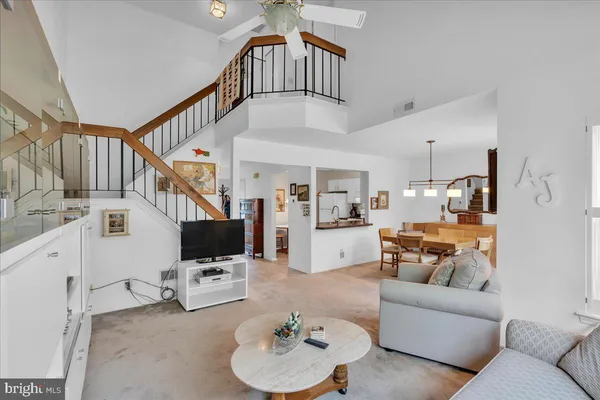 $364,900 | 410 Jamestown Court, Mount Laurel, NJ 08054