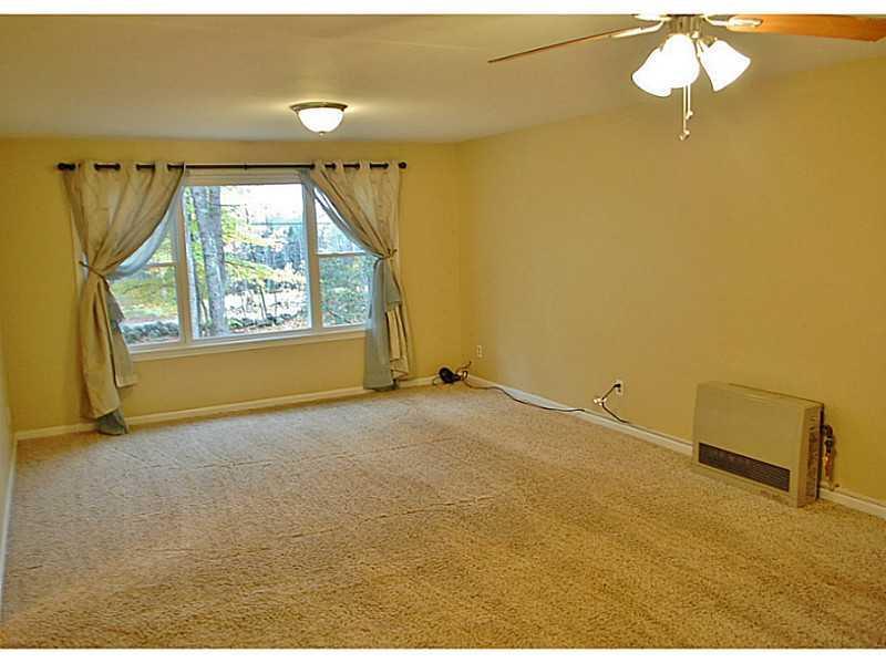 44 Johnson Road Limerick, ME 04048 - Photo 7 of 34 Living Room.