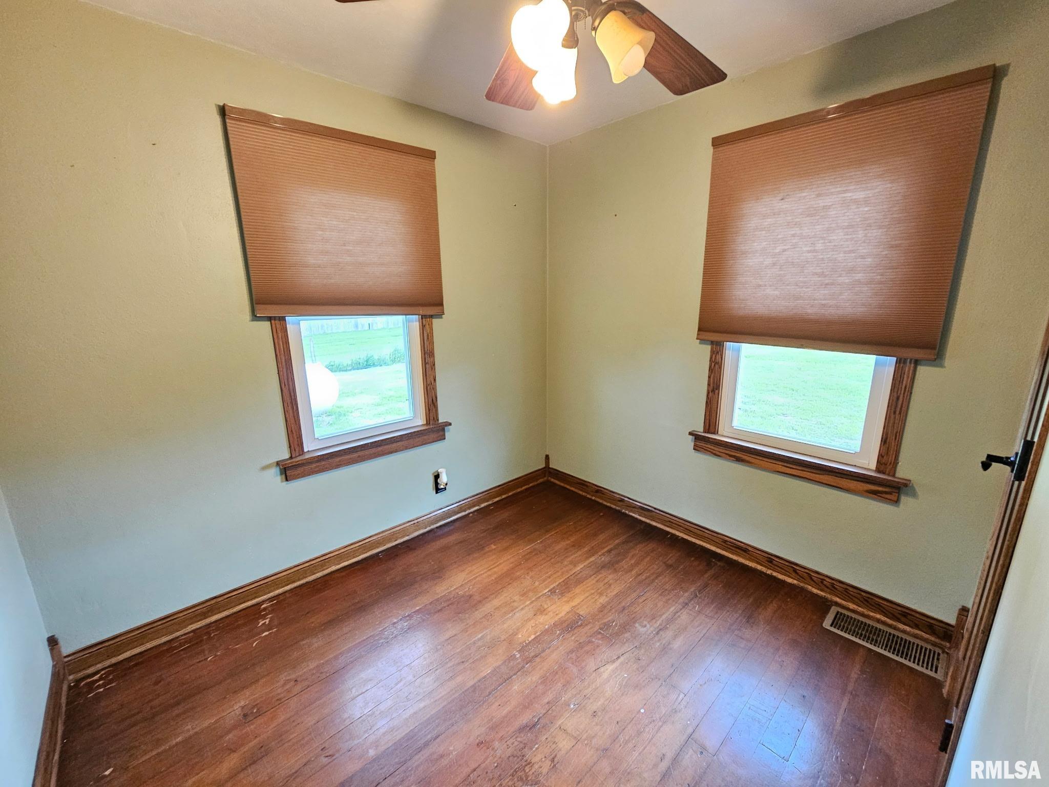 4518 South Hammerich Road Mapleton, IL 61547 - Photo 13 of 24