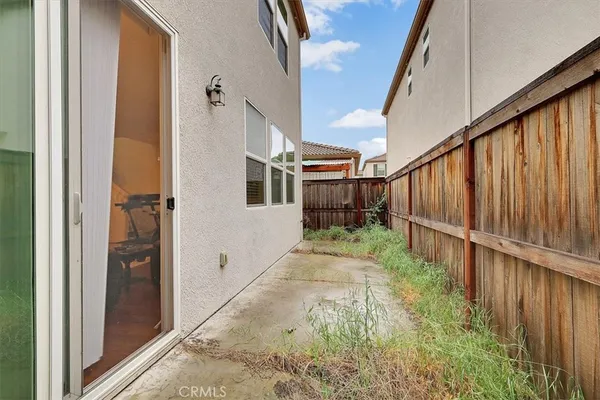 $560,000 | 9925 Del Surf Lane, Elk Grove, CA 95757