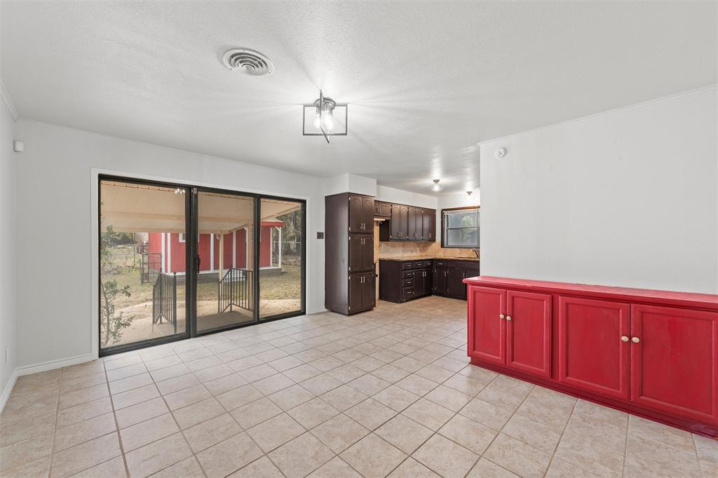 2624 Alvin Drive Waco, TX 76708 - Photo 6 of 26