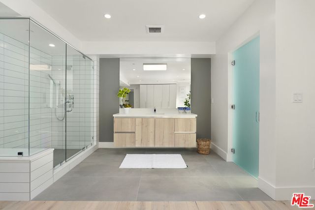 $4,995 | 8210 Fountain Avenue, Unit 102, West Hollywood, CA 90046