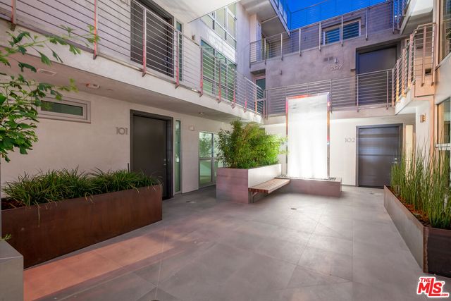 $4,995 | 8210 Fountain Avenue, Unit 102, West Hollywood, CA 90046