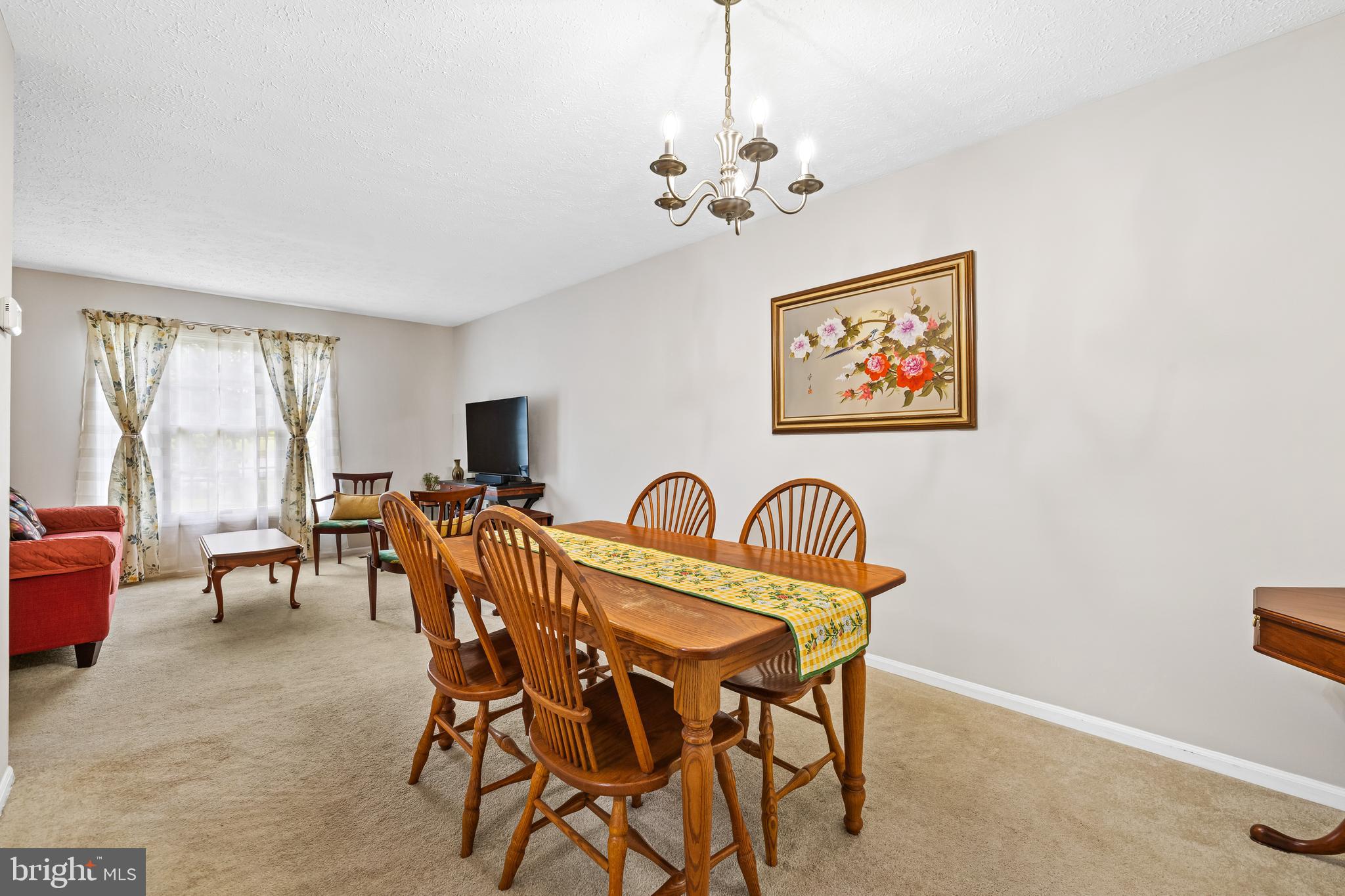 7040 Johnnycake Road Baltimore, MD 21228 - Photo 12 of 31
