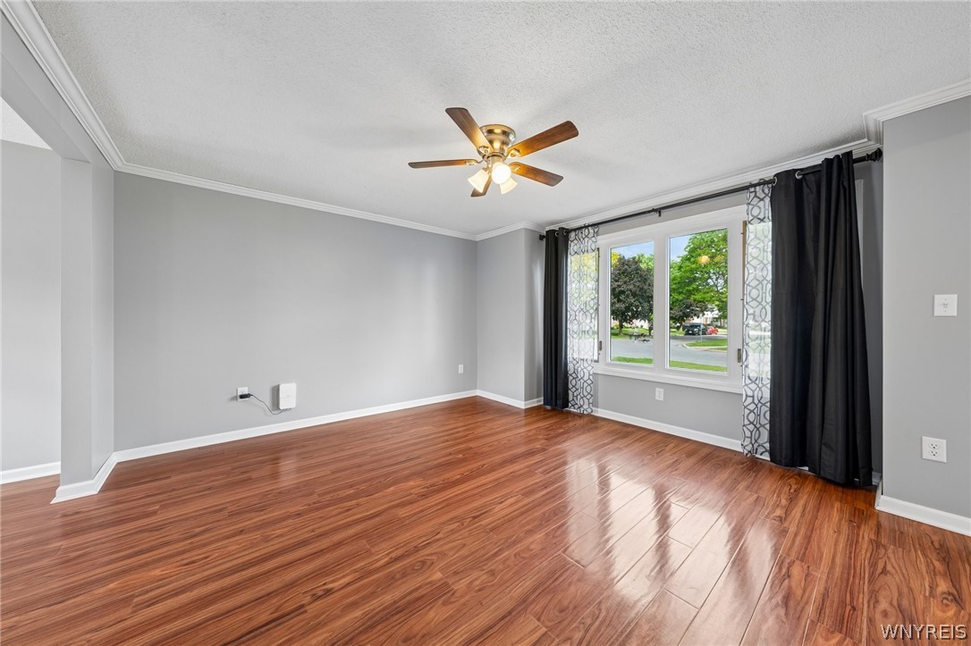 101 Hillpine Road Cheektowaga, NY 14227 - Photo 9 of 44